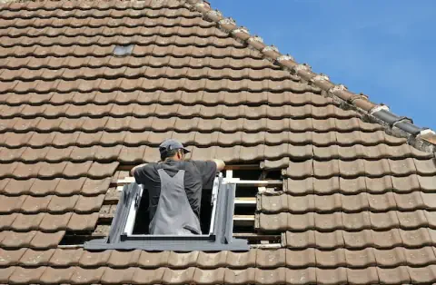 Pose de velux - Oeyreluy